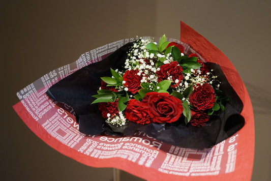 TE AMO-12 HEART ROSES