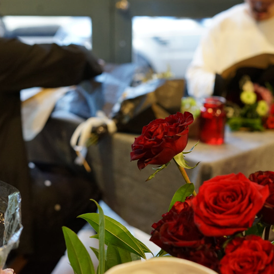 Seasonal Floral Workshop - A Unique Hands-On Experience