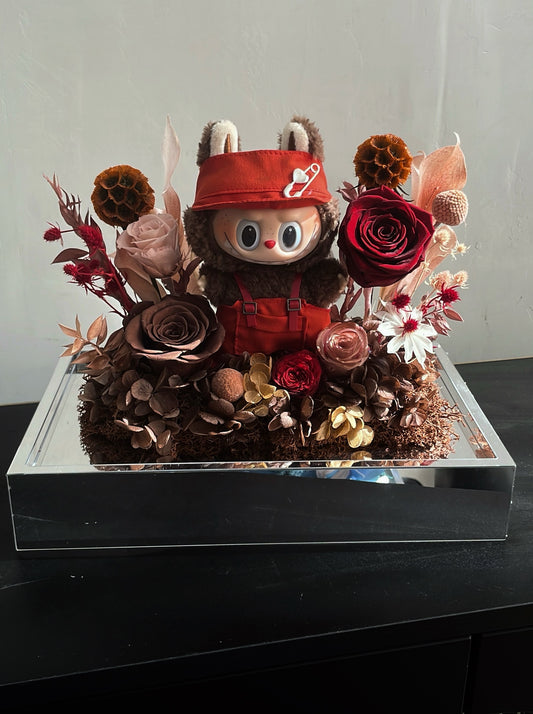 Labubu Éternel 2025 – Preserved Elegance