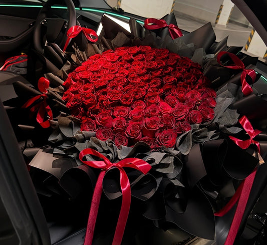 Vancouver Valentine’s Day Flowers – 100 Premium Roses Arrangement