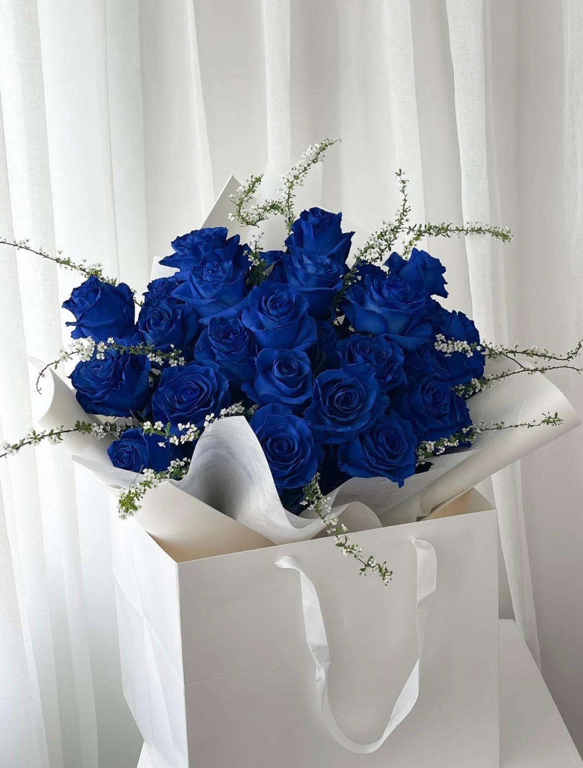 Jenny Blue Roses – Premium Ecuadorian Roses in Vancouver