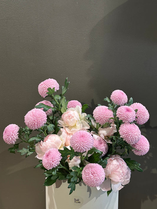 2026 Mother's Day Luxury Momoko Bucket